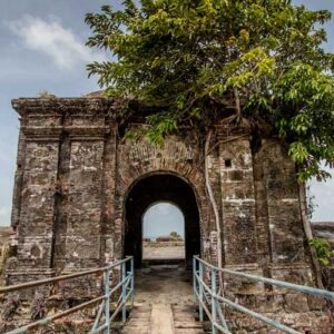Descubre la Ampliación del Canal y la Fortaleza de San Lorenzo