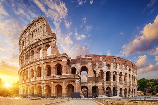 Estambul, Roma y París