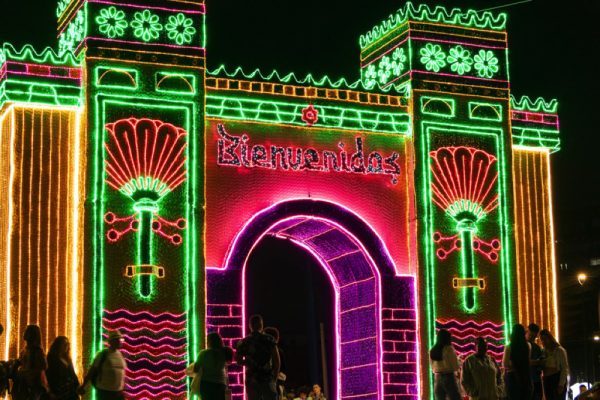 Feria de Luces y Desfile de Mitos y Leyendas en Medellín